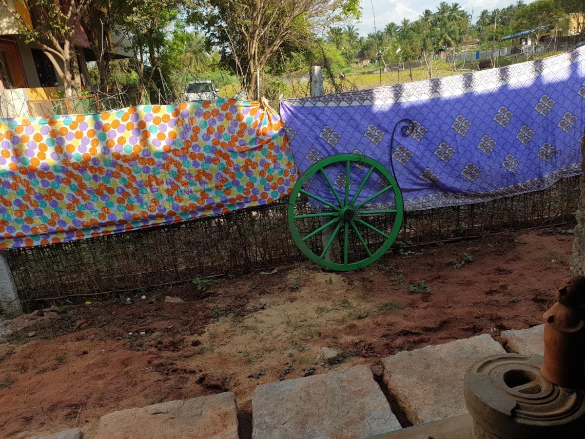 Tanjore Home Stay Tandzsávúr Kültér fotó