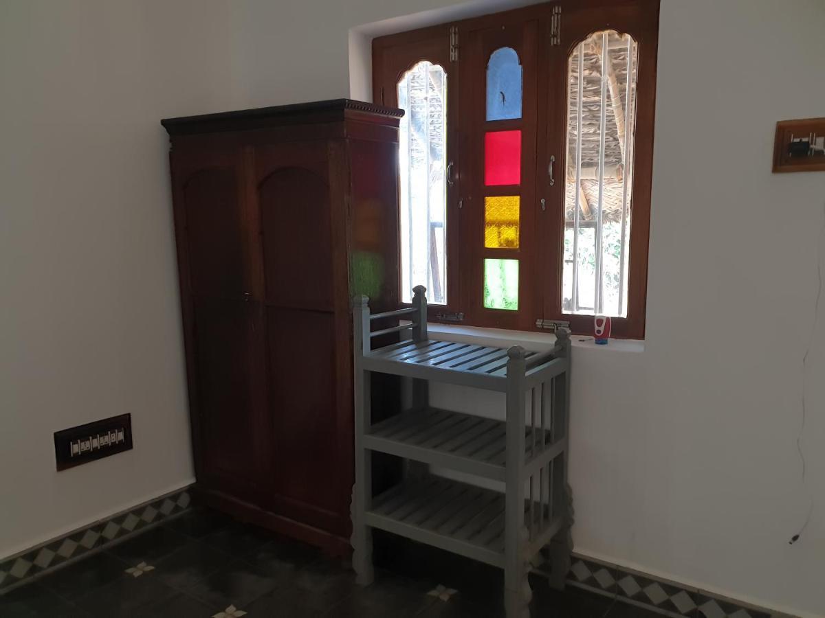 Tanjore Home Stay Tandzsávúr Kültér fotó