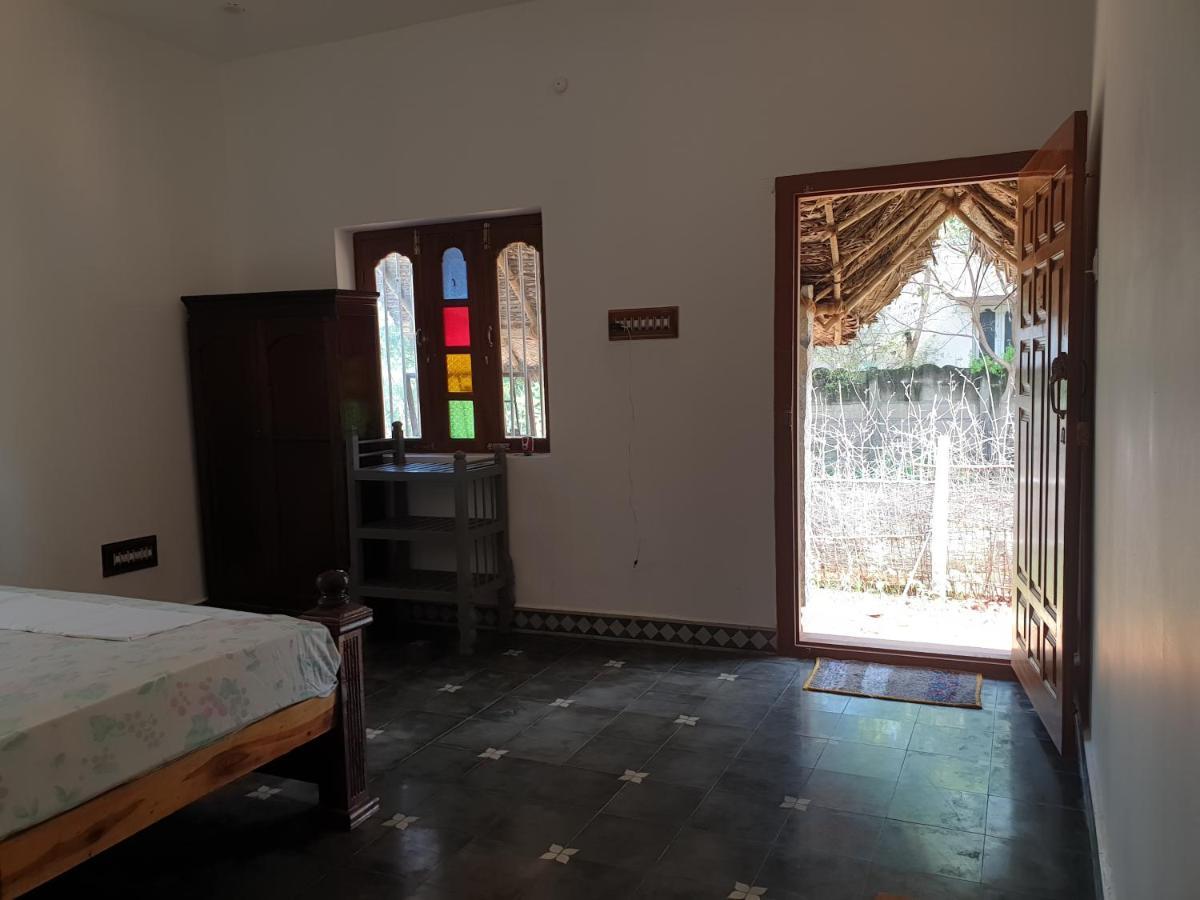 Tanjore Home Stay Tandzsávúr Kültér fotó