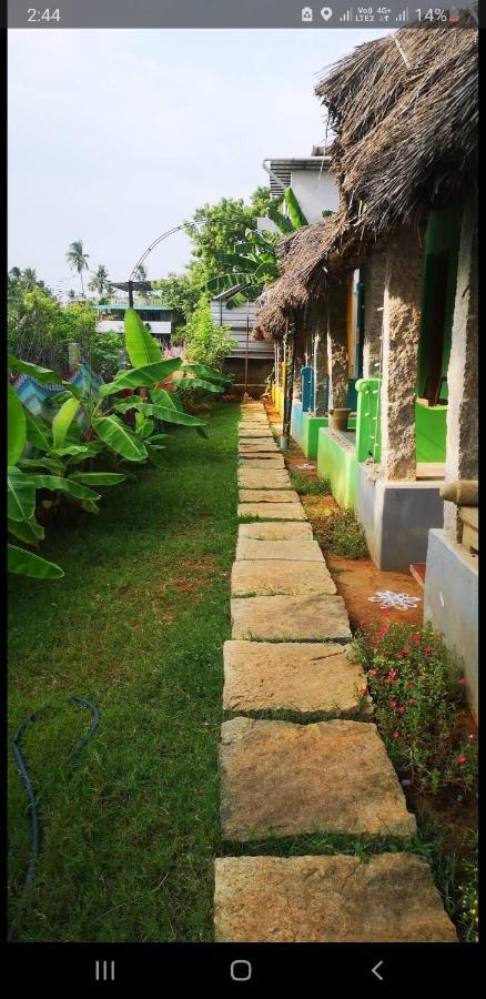 Tanjore Home Stay Tandzsávúr Kültér fotó