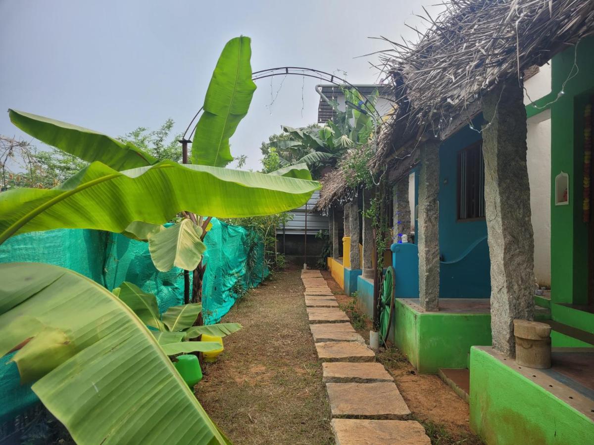 Tanjore Home Stay Tandzsávúr Kültér fotó